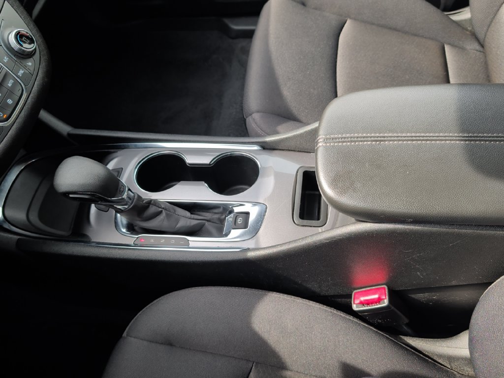 Used 2025 Chevrolet Malibu LT FWD image 25