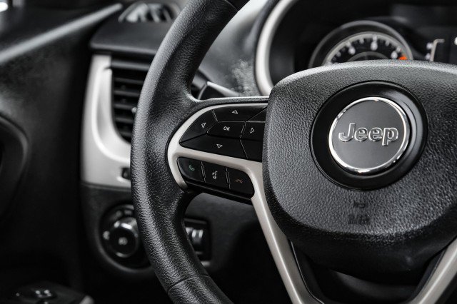 Used 2018 Jeep Cherokee Latitude image 15