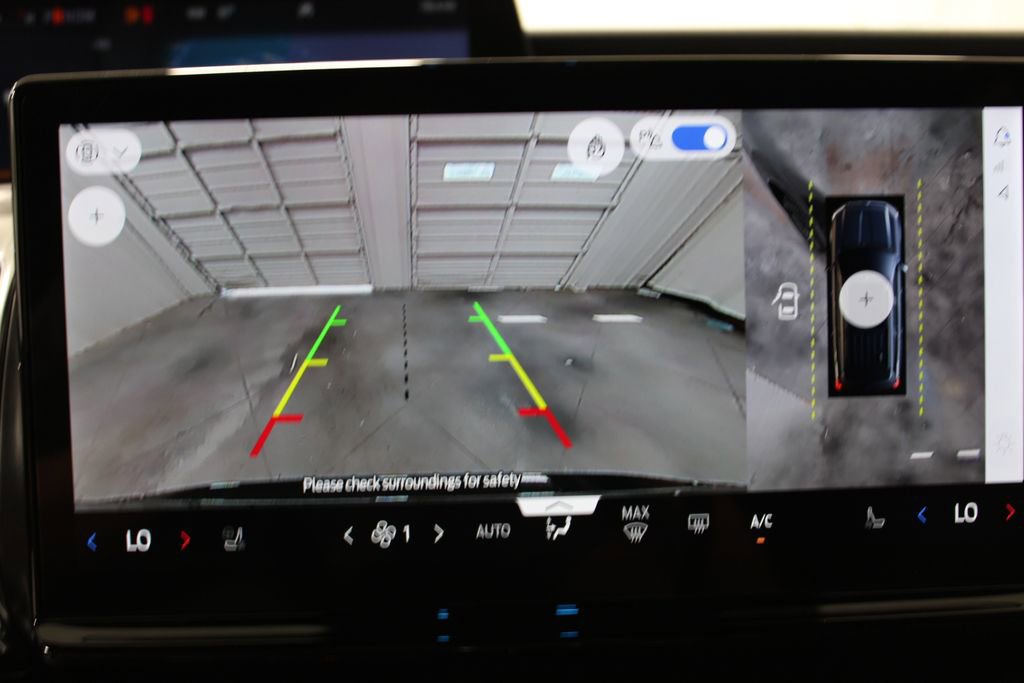 New 2025 Ford Expedition Platinum image 59