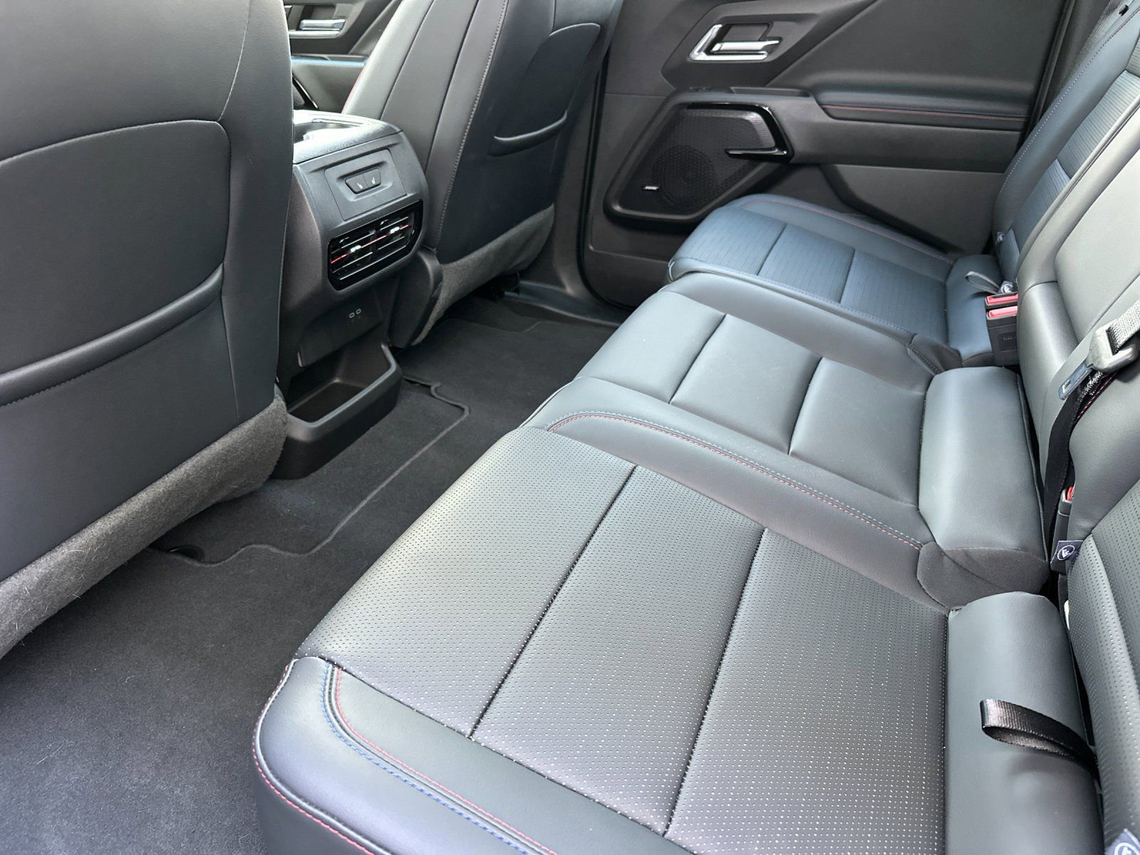 Used 2024 Chevrolet Silverado EV RST image 12