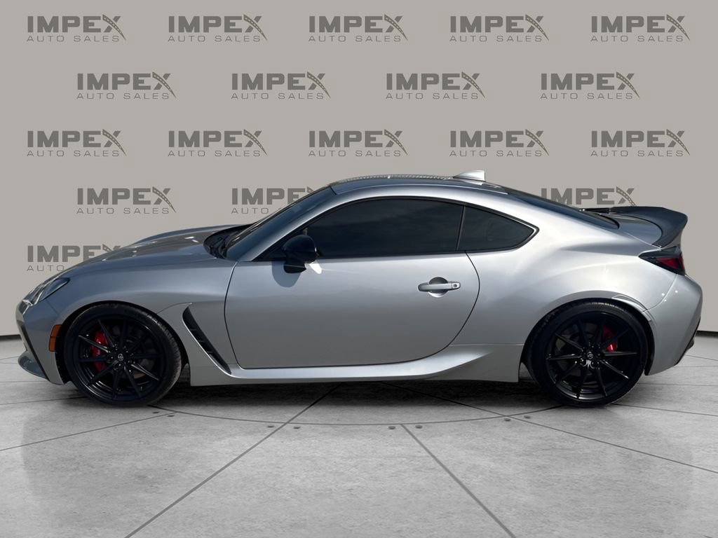 Used 2025 Toyota GR86 w/ Performance Package image 2