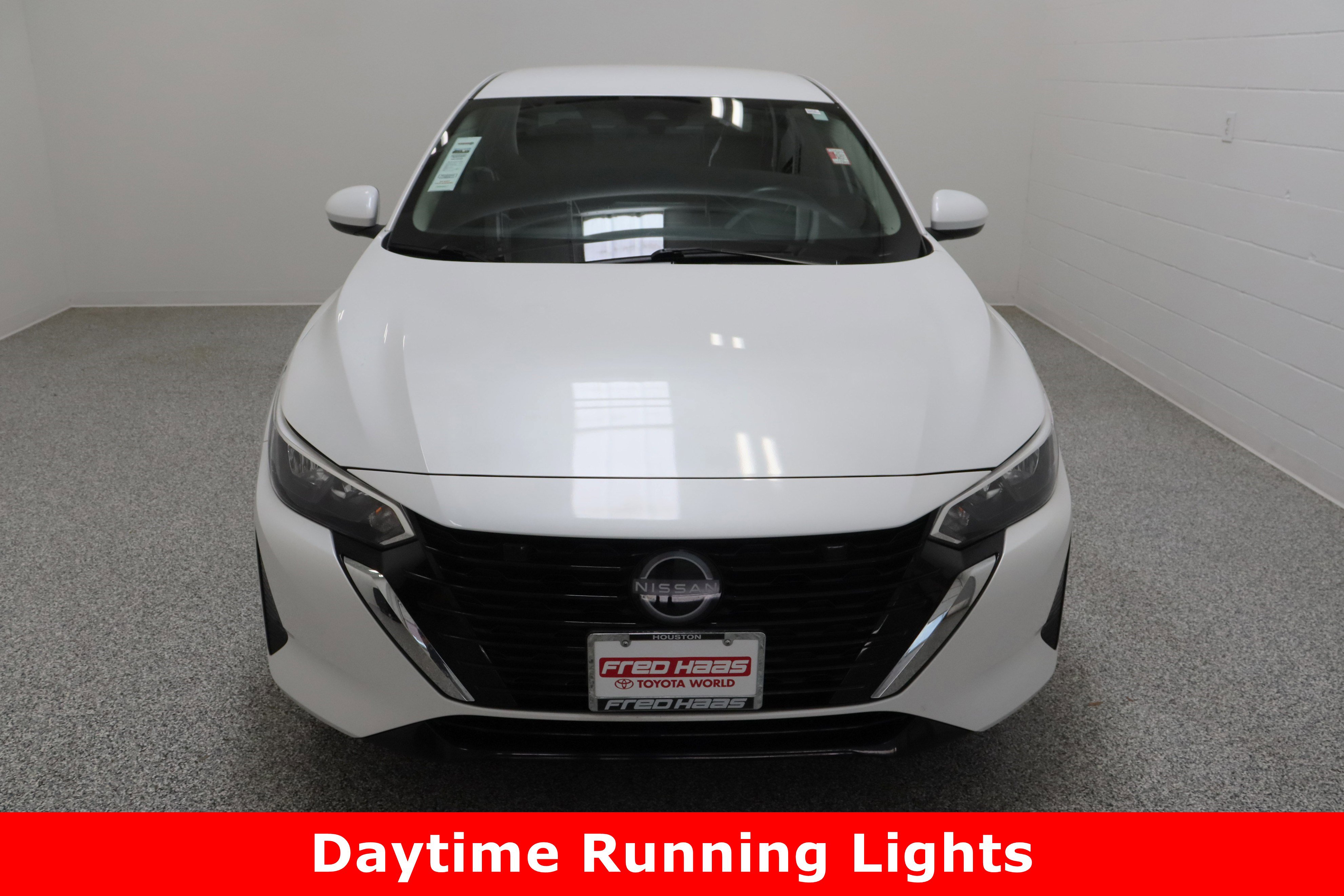 Used 2024 Nissan Sentra SV w/ All-Weather Package image 3