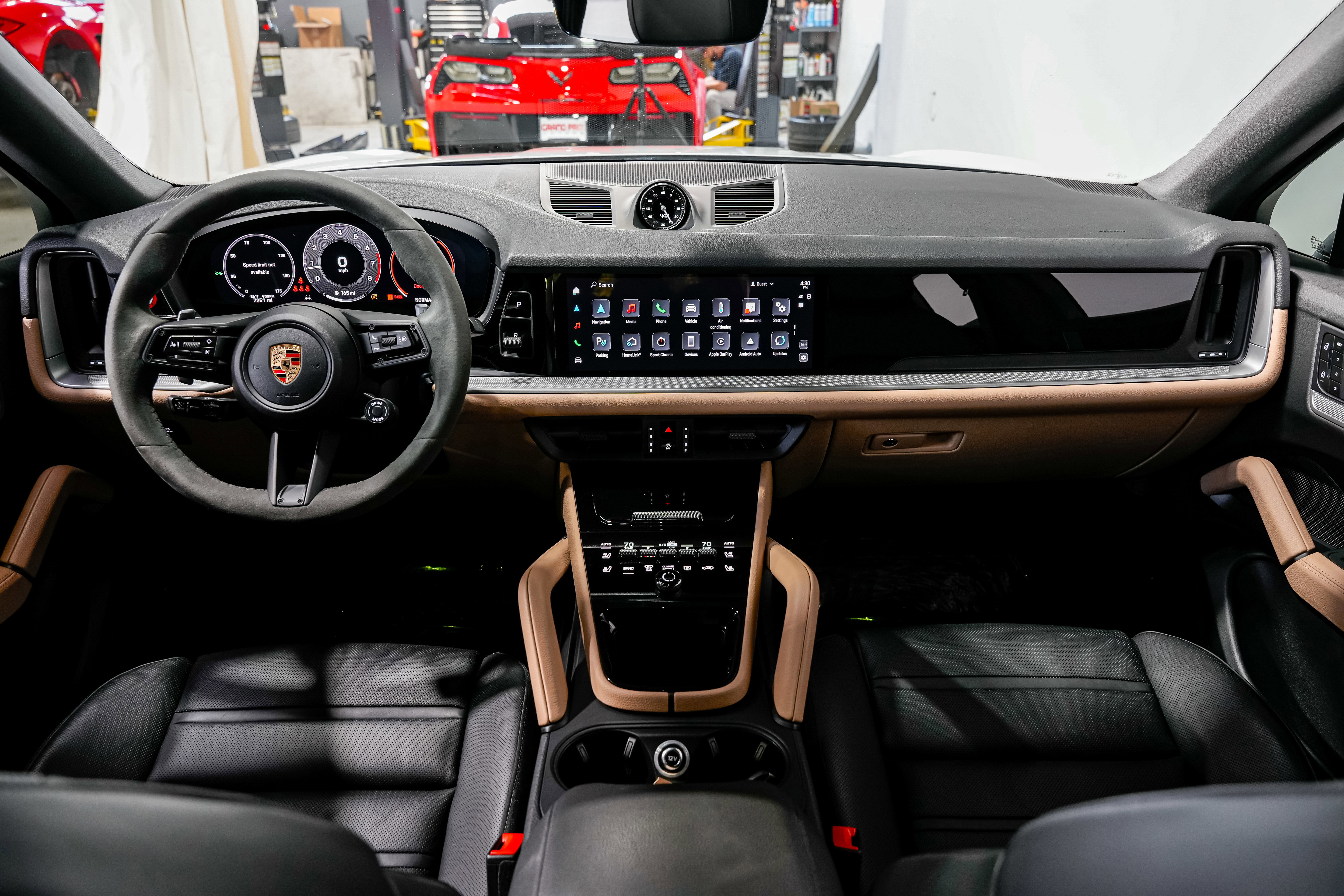 Used 2024 Porsche Cayenne Coupe w/ Premium Package Plus image 18