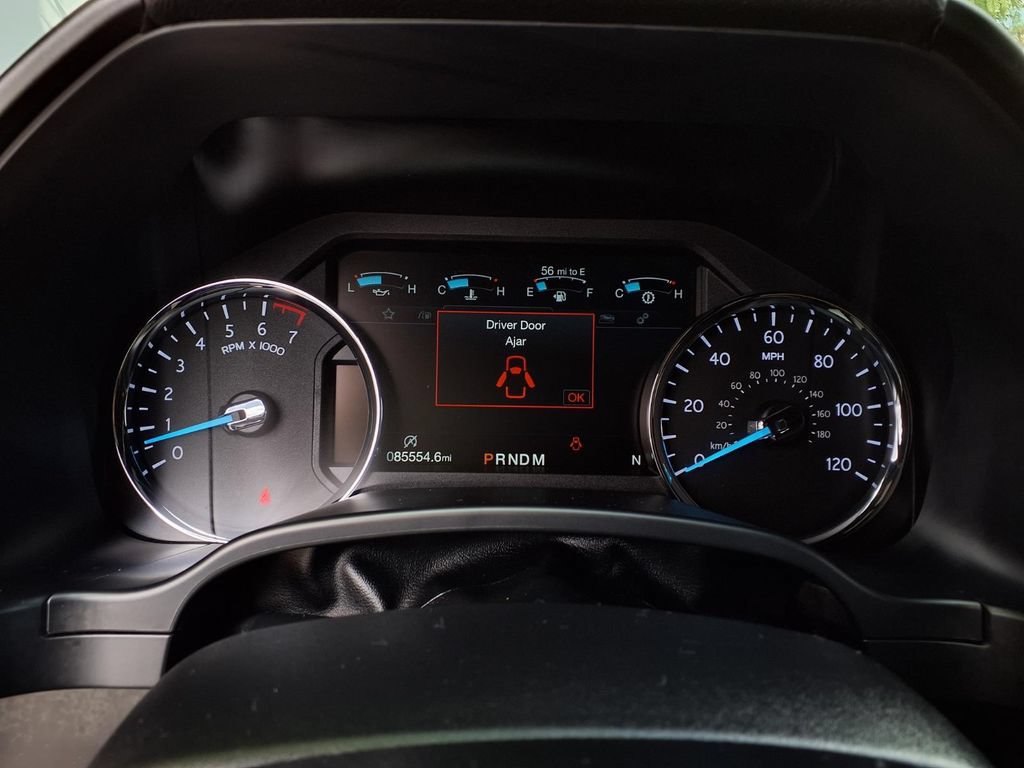 Used 2018 Ford Expedition Limited w/ Equipment Group 301A AWD/4WD image 16