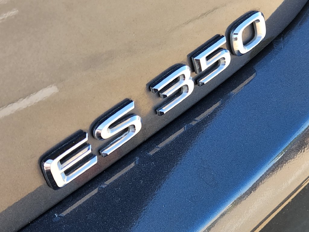 Certified 2024 Lexus ES 350 w/ Technology Package FWD image 12