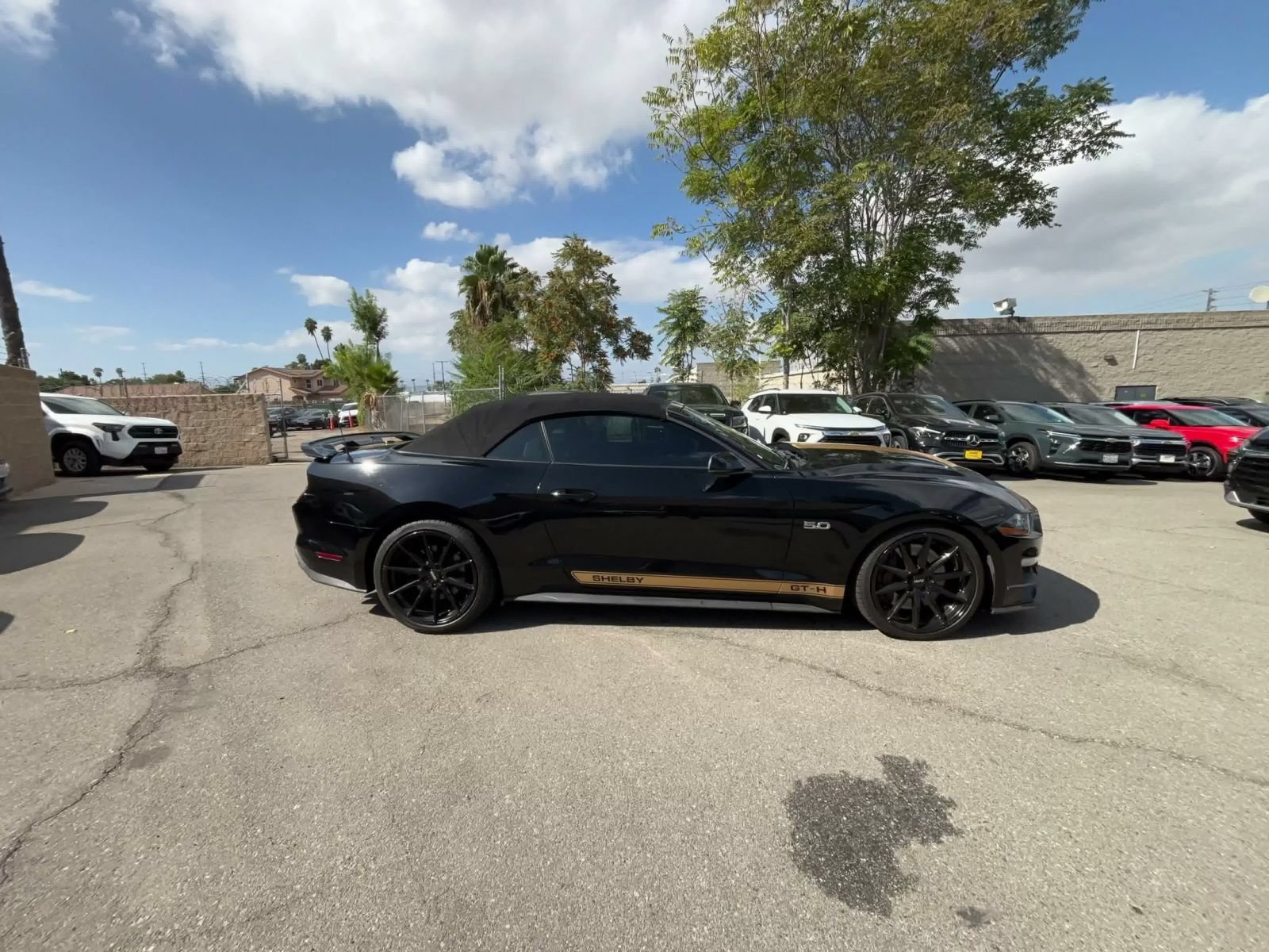 Used 2022 Ford Mustang GT Premium w/ GT Performance Package RWD image 15