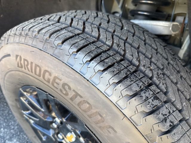 Used 2025 Chevrolet Silverado EV LT AWD/4WD image 10