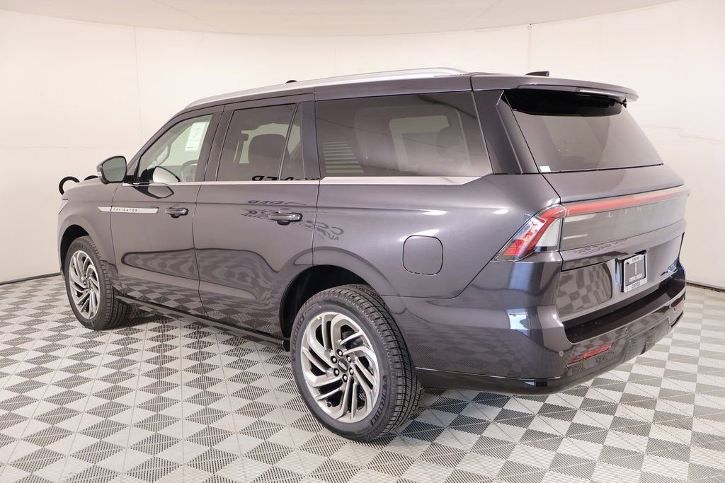 New 2025 Lincoln Navigator Reserve image 24