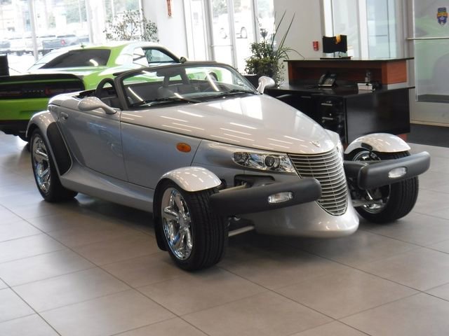 Used 2000 Plymouth Prowler RWD image 9