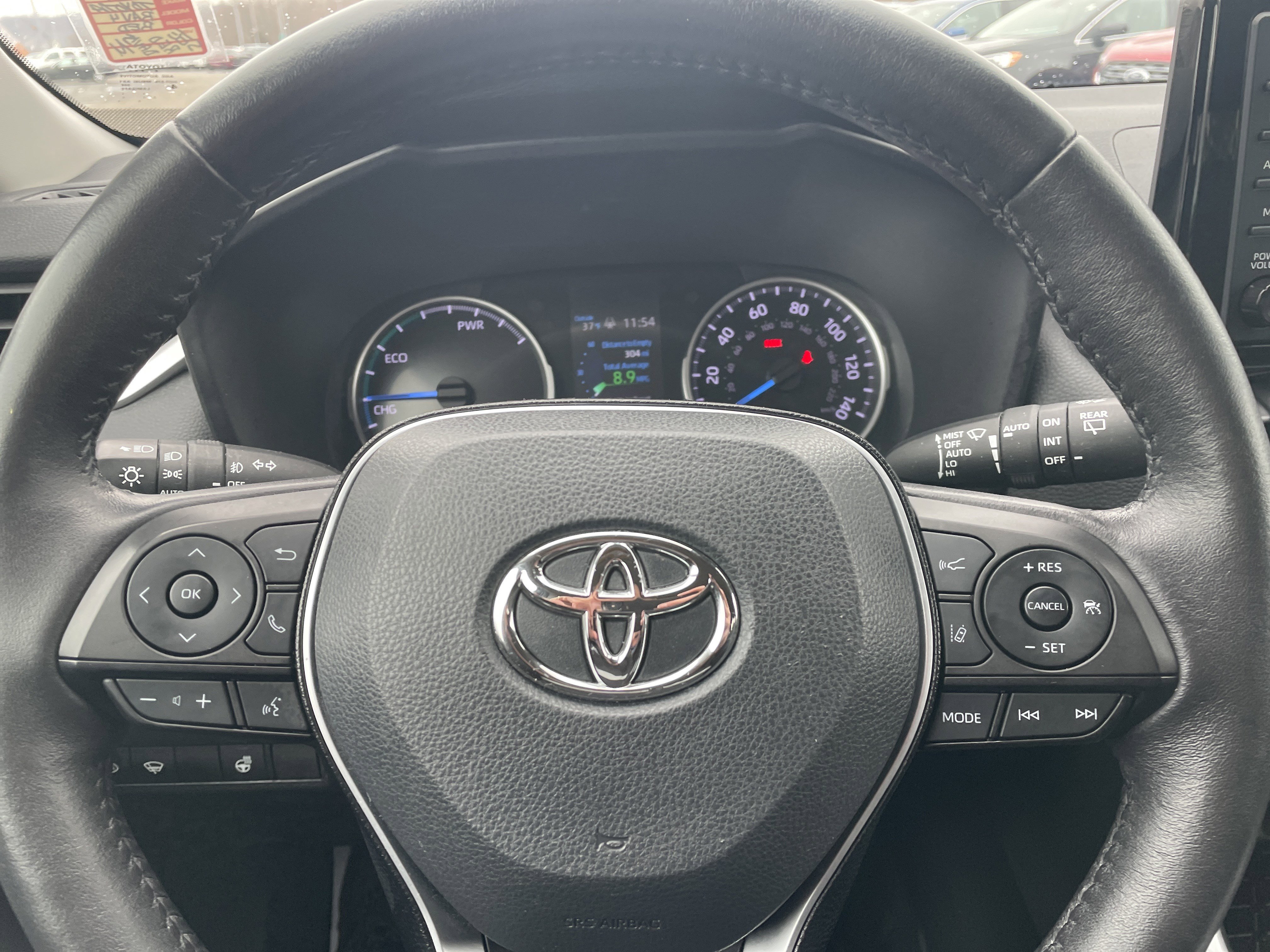Used 2021 Toyota RAV4 XLE image 26