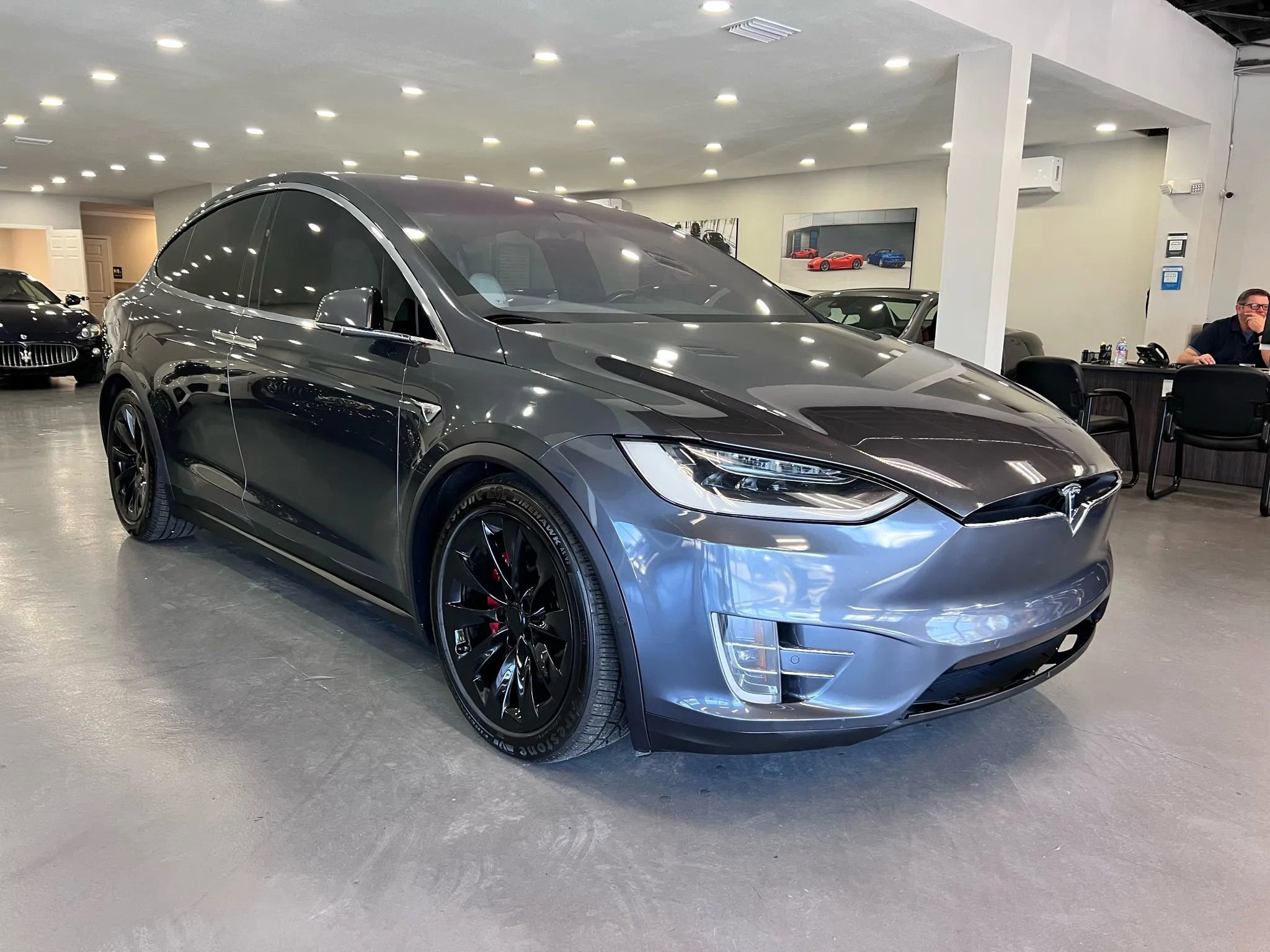 Used 2017 Tesla Model X 75D image 1