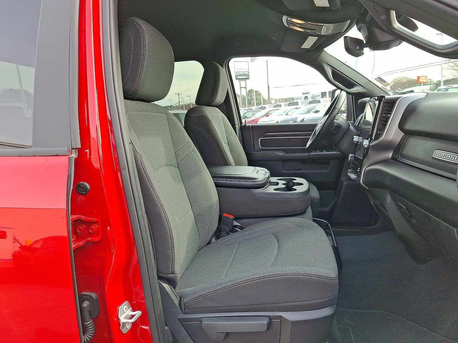 Used 2024 RAM 2500 Big Horn w/ Night Edition image 32