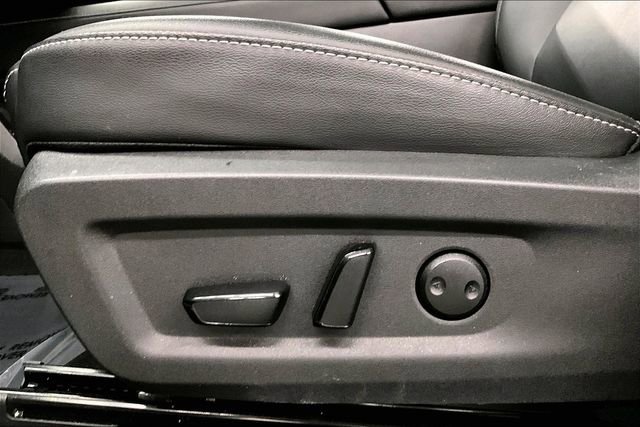 Used 2025 Nissan Murano SL image 32