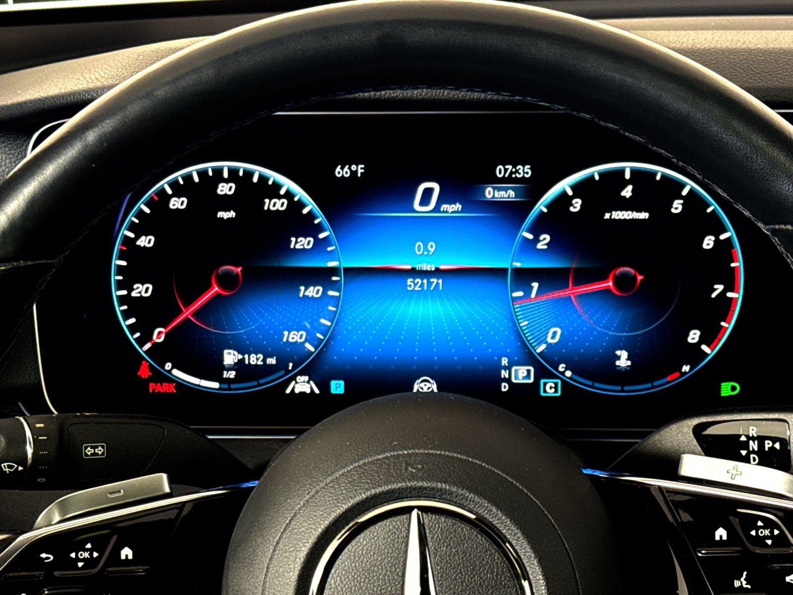 Used 2023 Mercedes-Benz E 350 4MATIC Sedan image 17