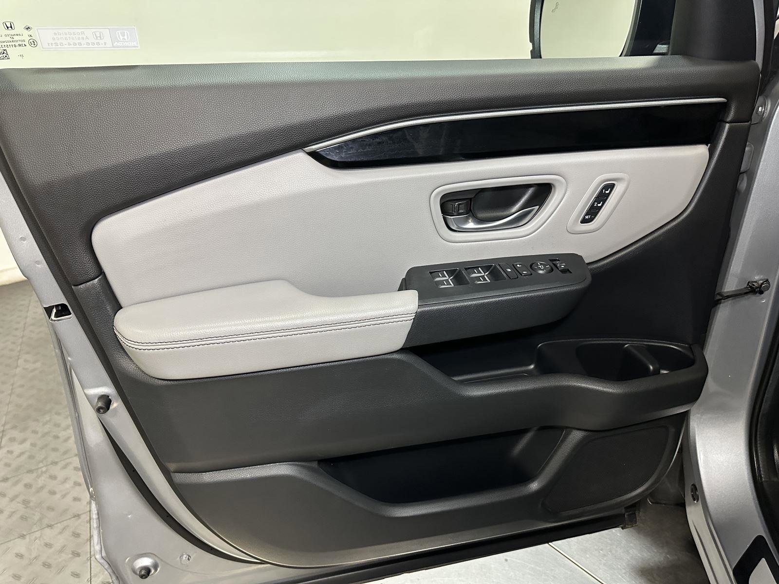 Certified 2024 Honda Pilot Touring image 20