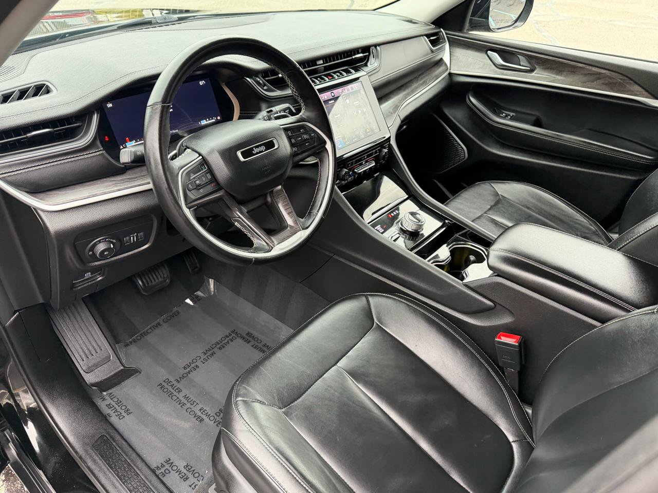Used 2022 Jeep Grand Cherokee L Limited AWD/4WD image 12