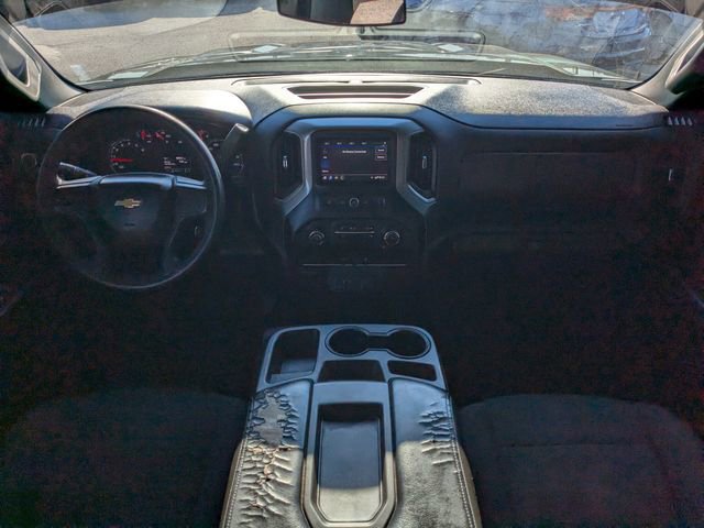 Used 2020 Chevrolet Silverado 1500 Custom w/ Custom Value Package image 11