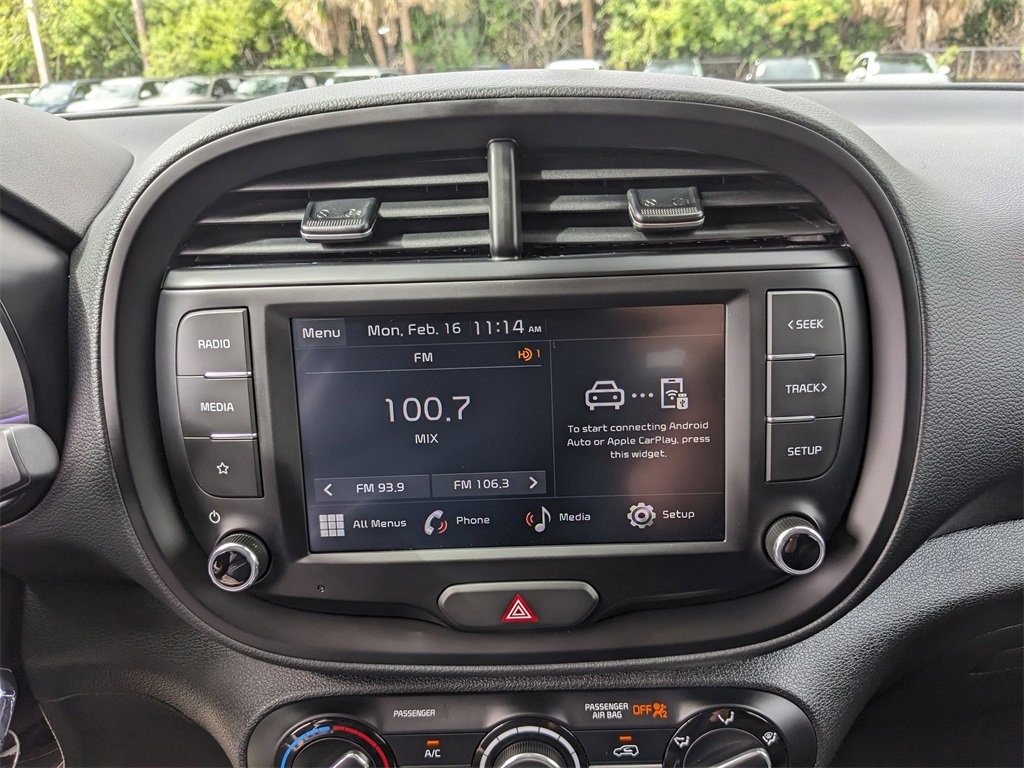 Certified 2025 Kia Soul LX image 23