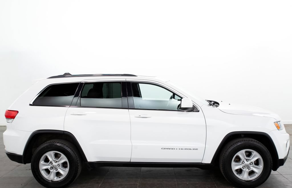 Used 2015 Jeep Grand Cherokee Laredo w/ Quick Order Package 23E AWD/4WD image 18