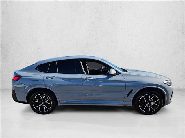 Used 2025 BMW X4 xDrive30i w/ Premium Package image 4