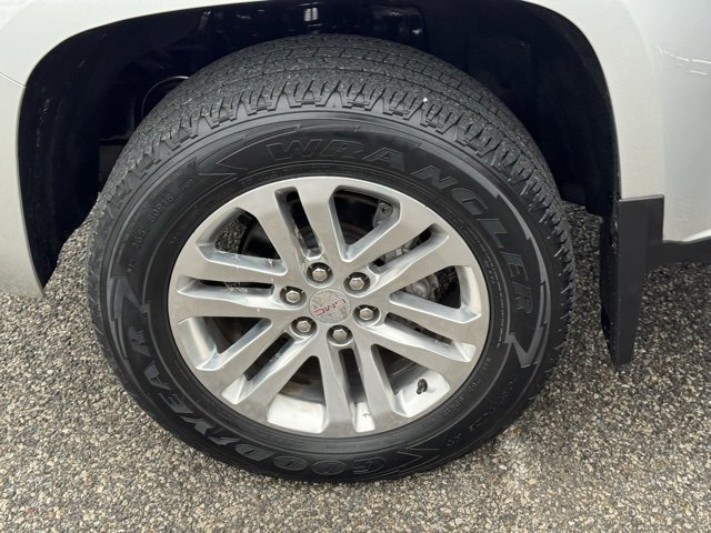 Used 2020 GMC Canyon SLT image 24