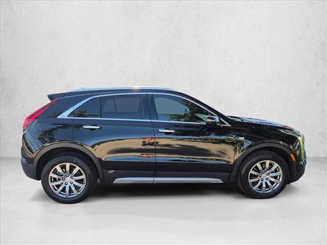 Used 2022 Cadillac XT4 Premium Luxury w/ Safety Alert Package FWD image 4