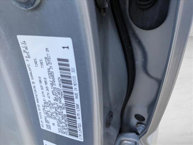 Used 2024 Toyota Tacoma TRD Off-Road image 22