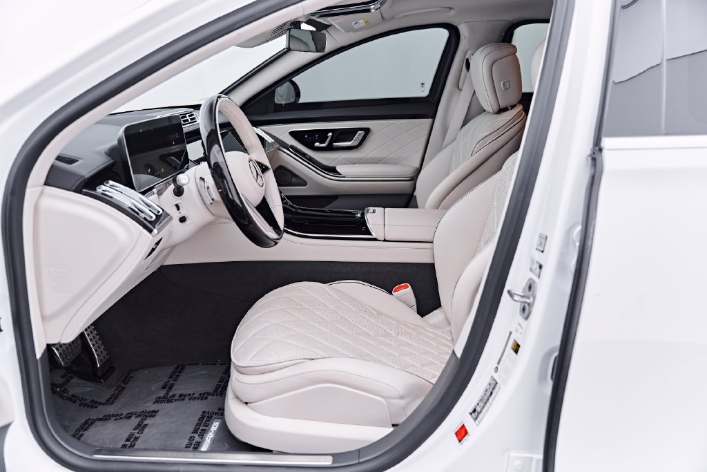 Used 2024 Mercedes-Benz S 580 4MATIC Sedan w/ AMG Line image 29