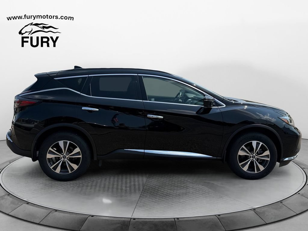 Used 2024 Nissan Murano SV AWD/4WD image 3