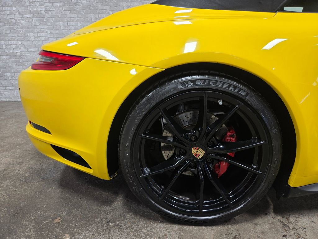 Used 2017 Porsche 911 Carrera 4S image 55