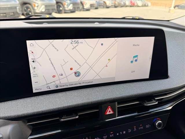 Used 2022 Kia EV6 Wind image 20