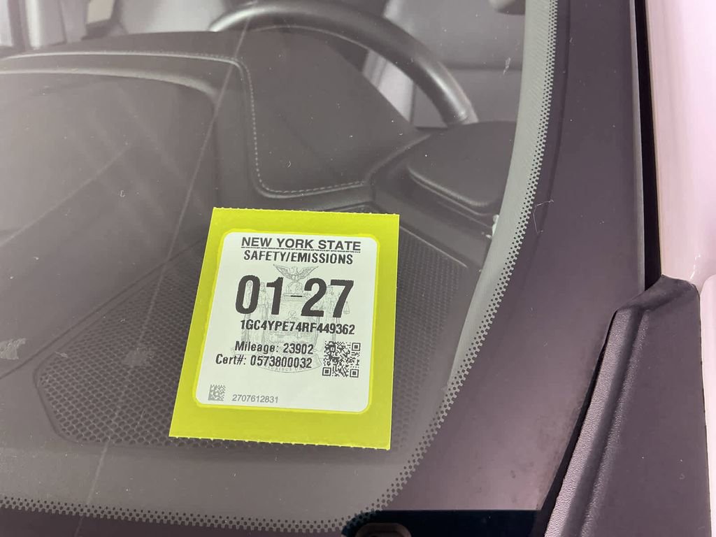 Used 2024 Chevrolet Silverado 2500 LTZ w/ LTZ Convenience Package image 38