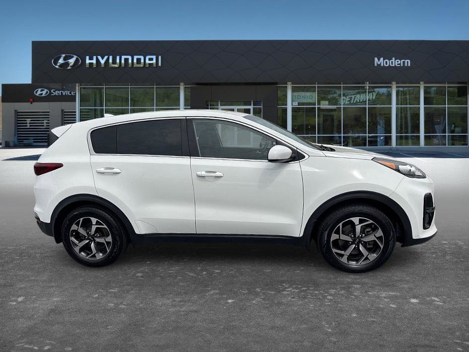 Used 2020 Kia Sportage LX FWD image 3