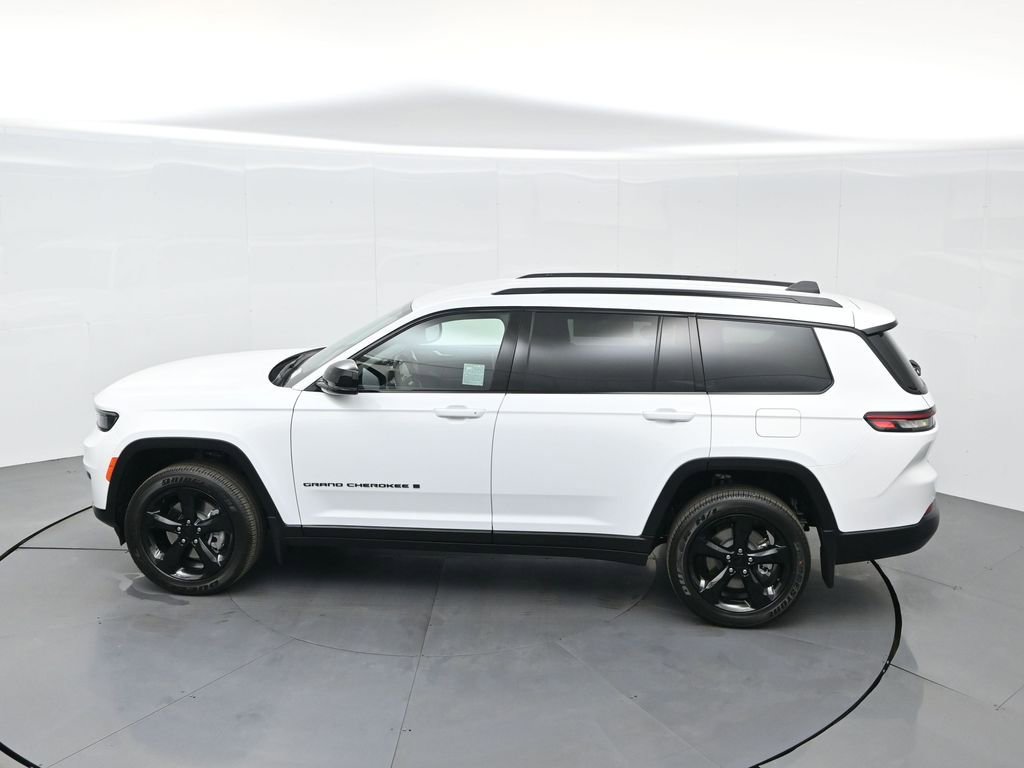 New 2025 Jeep Grand Cherokee L Altitude image 58