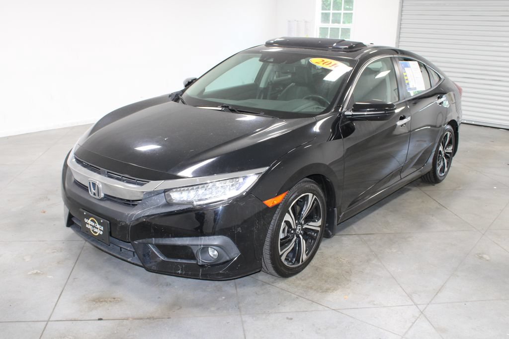 Used 2016 Honda Civic Touring image 4