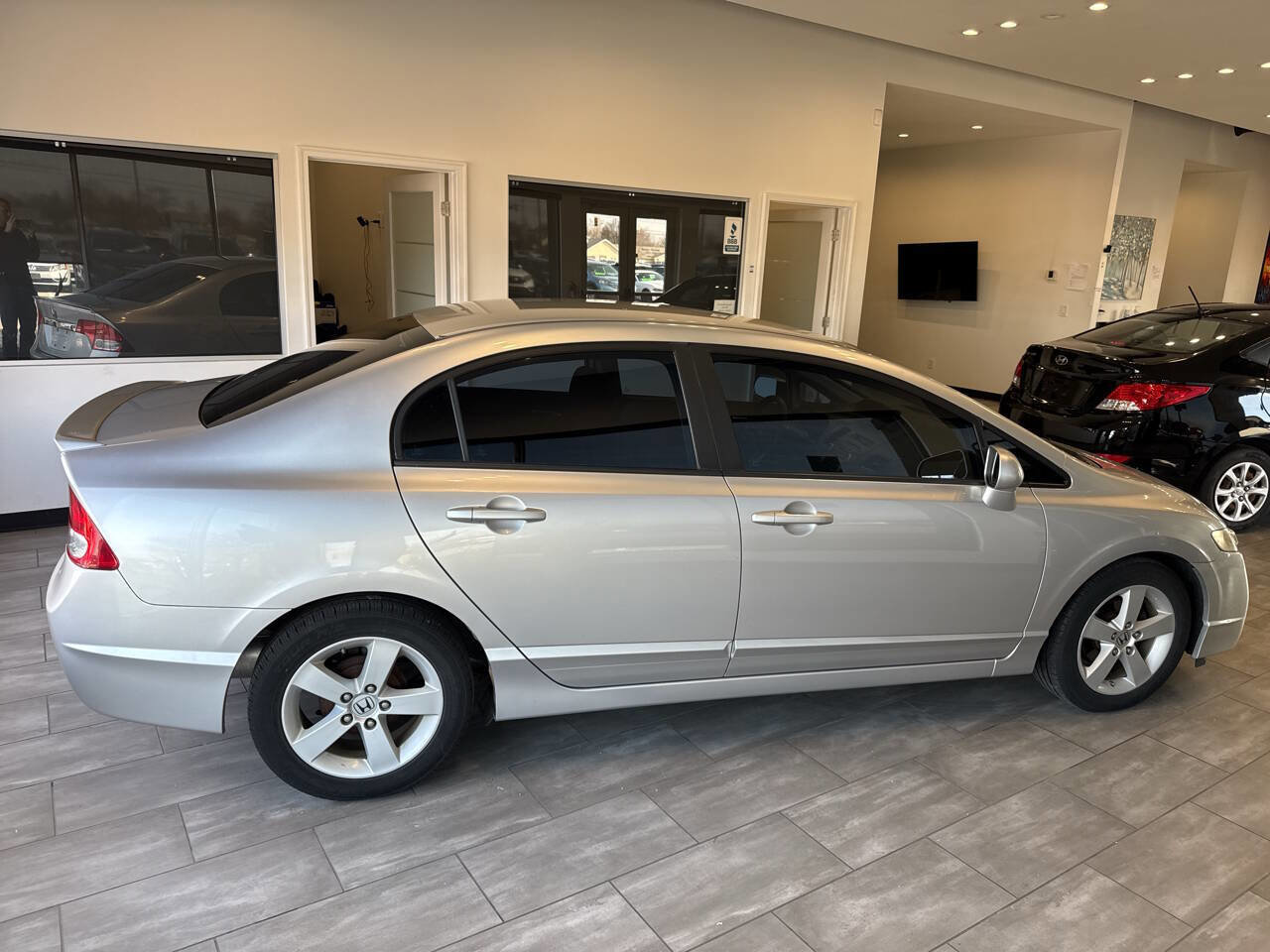 Used 2010 Honda Civic LX-S image 10