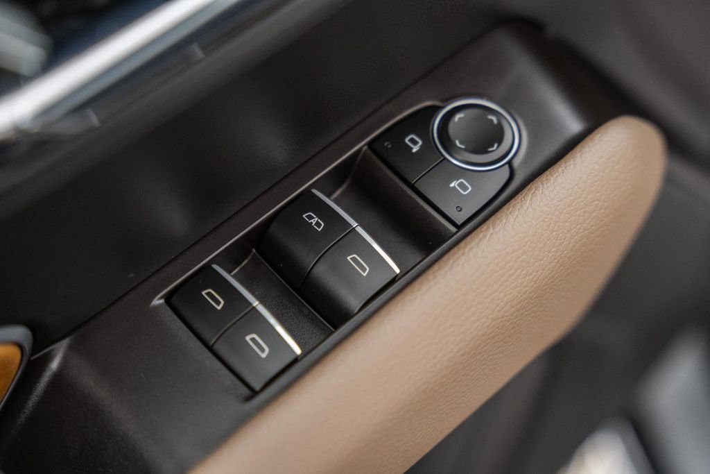 Used 2026 GMC Canyon Denali image 42