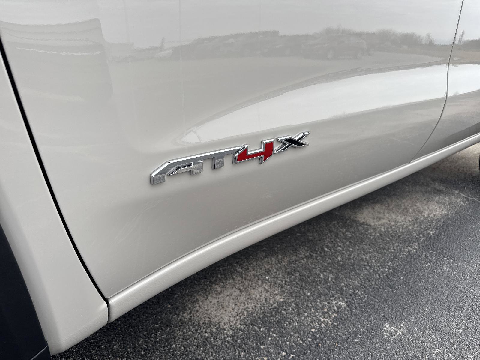 New 2026 GMC Sierra 1500 AT4X image 10