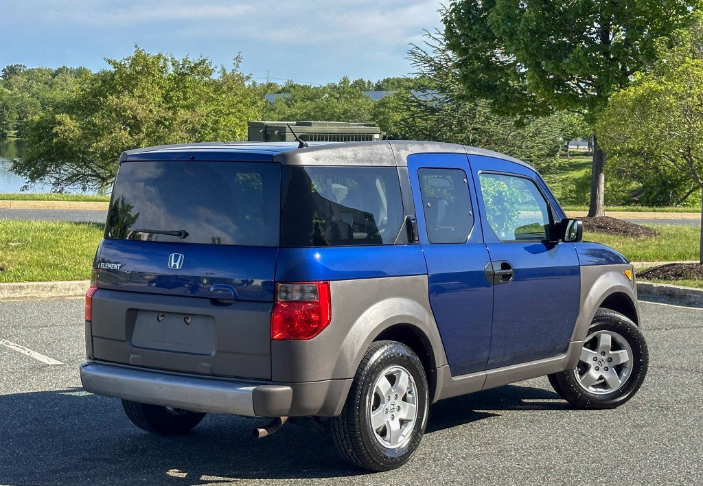Used 2003 Honda Element EX image 11