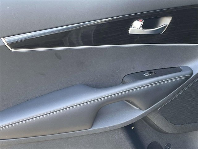 Used 2020 Kia Sorento L image 9