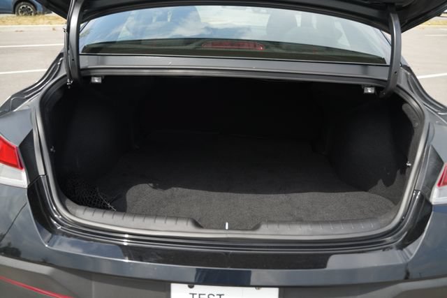 Used 2025 Hyundai Elantra Sport FWD image 19