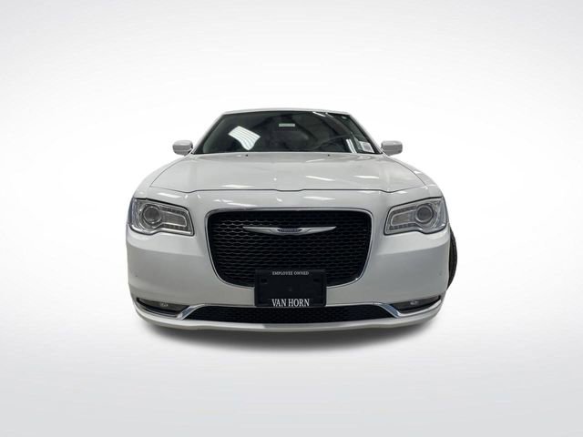 Used 2021 Chrysler 300 Touring L image 10