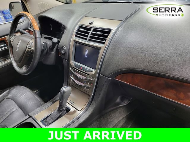 Used 2013 Lincoln MKX AWD w/ Wood Pkg image 17