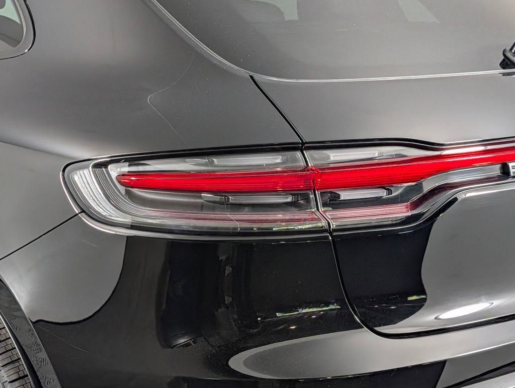 Certified 2023 Porsche Macan S image 16