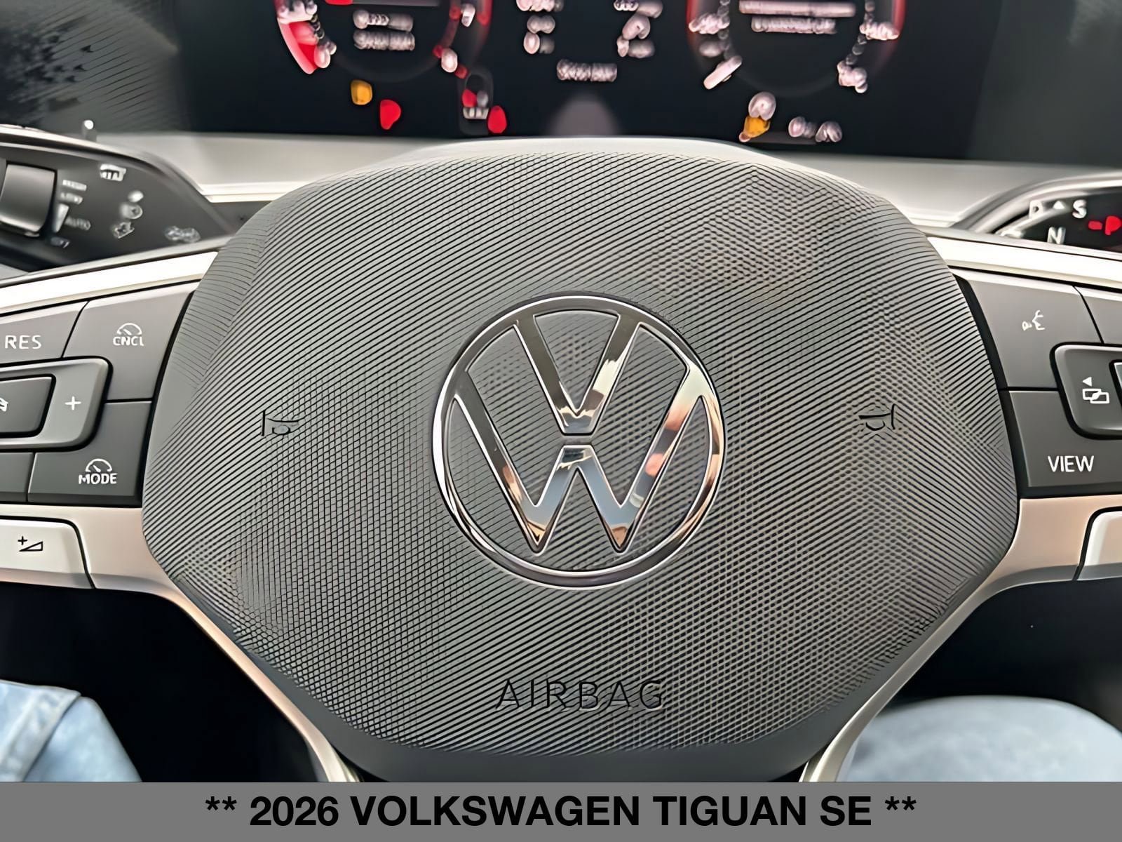 New 2026 Volkswagen Tiguan SE AWD/4WD image 25