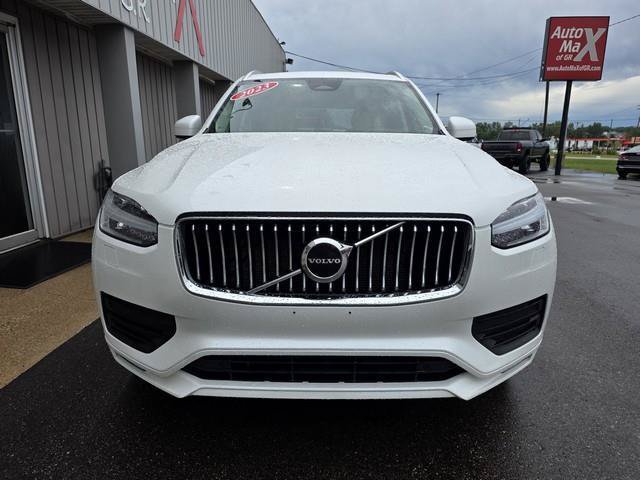 Used 2023 Volvo XC90 B5 Core AWD/4WD image 4