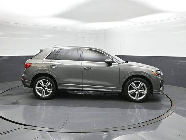 Used 2022 Audi Q3 2.0T Premium AWD/4WD image 26