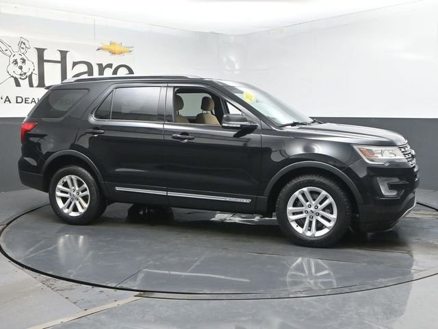 Used 2017 Ford Explorer XLT FWD image 48