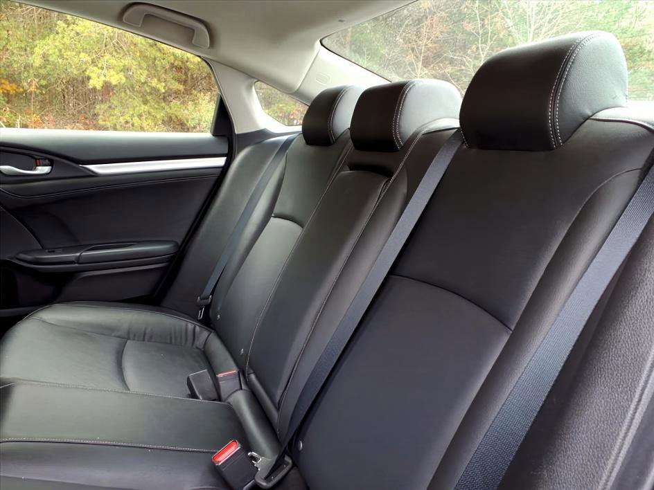 Used 2018 Honda Civic EX-L image 11