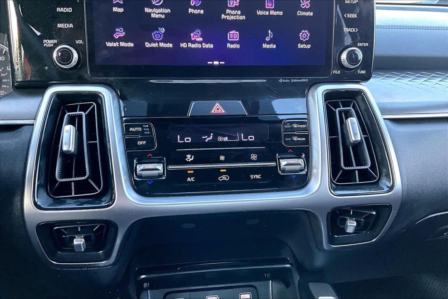 Used 2022 Kia Sorento S w/ Panoramic Sunroof Package FWD image 33